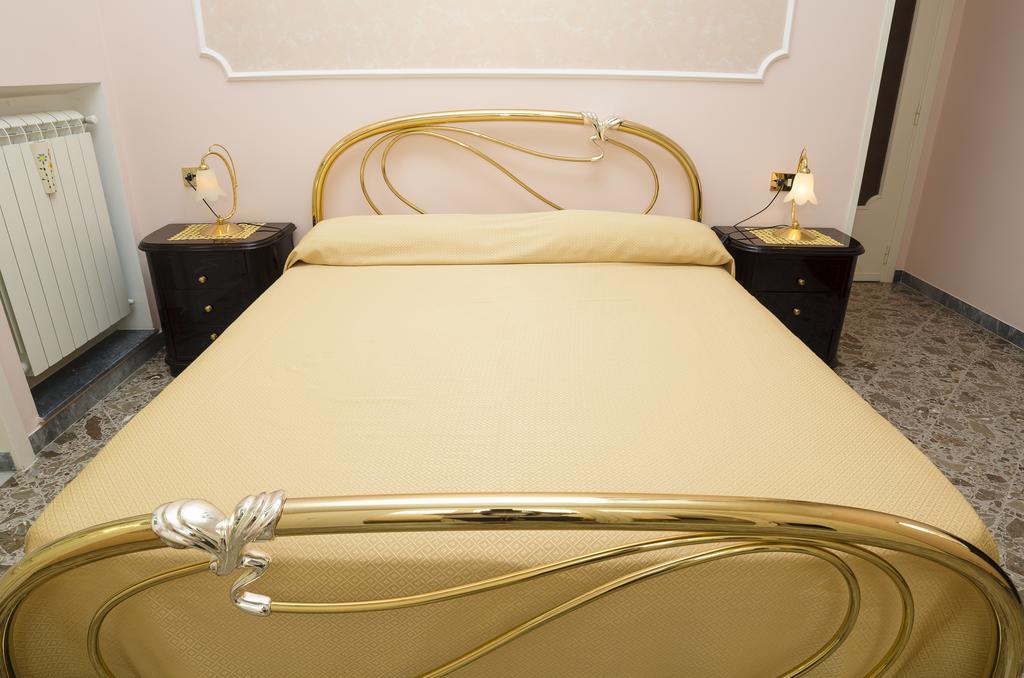 Casa Raffelina Apartman Minori Szoba fotó