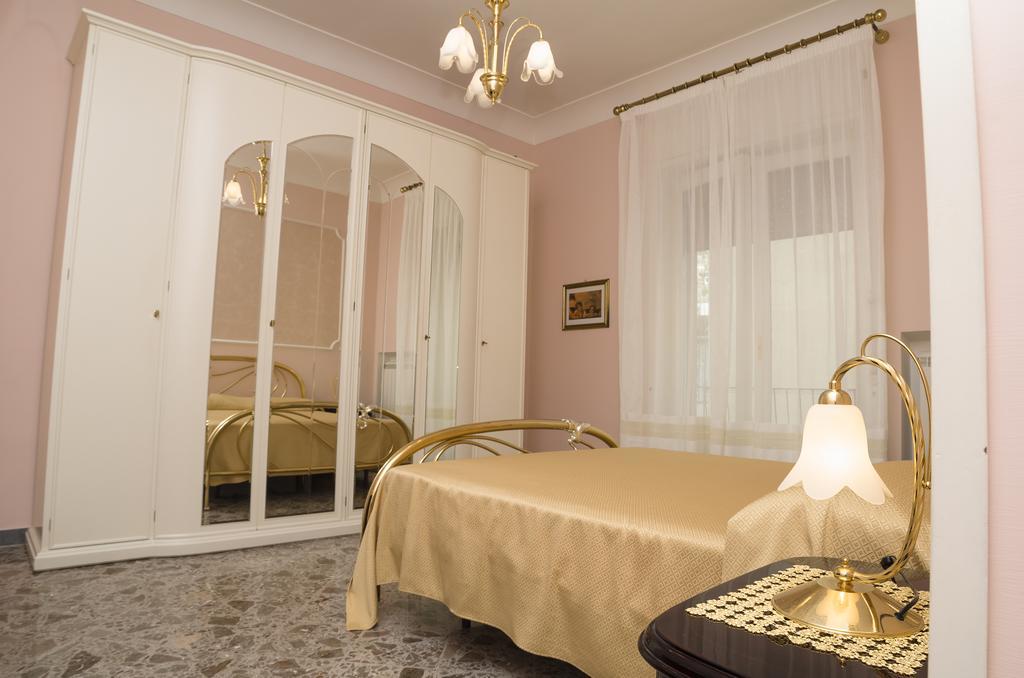 Casa Raffelina Apartman Minori Szoba fotó