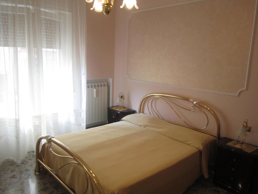 Casa Raffelina Apartman Minori Szoba fotó